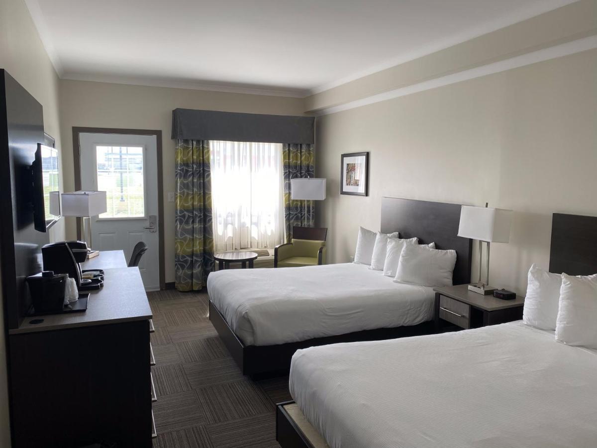 Crossroads Inn & Suites Paradise Bagian luar foto