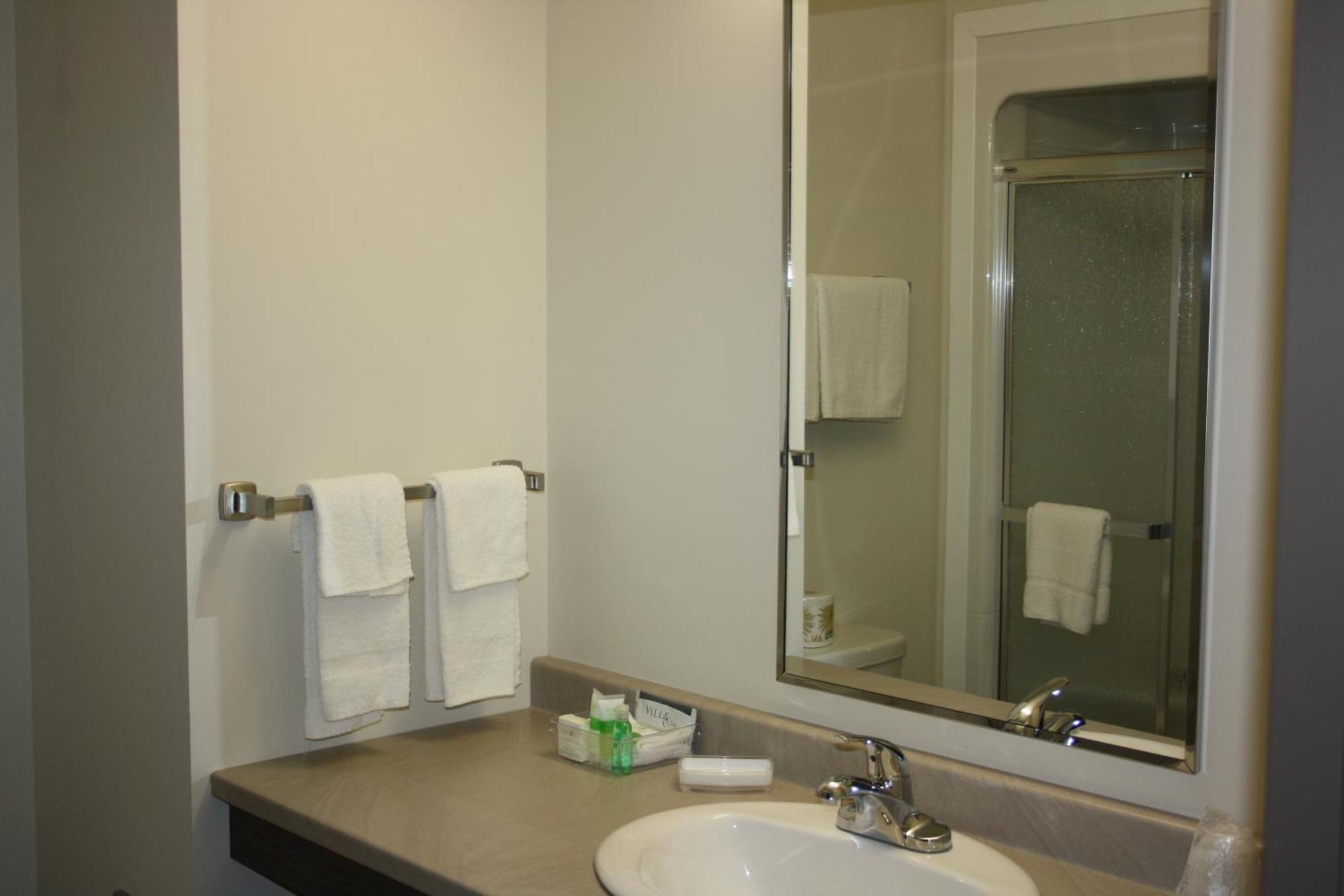 Crossroads Inn & Suites Paradise Ruang foto