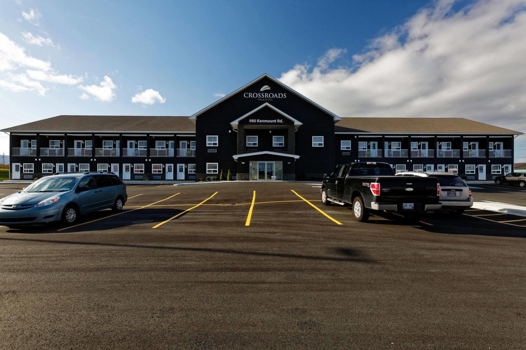 Crossroads Inn & Suites Paradise Bagian luar foto